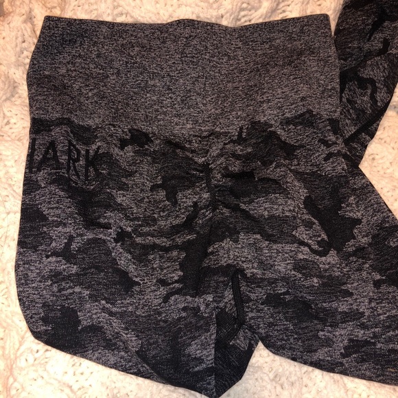 Gymshark Seamless Legging - Picture 3 of 7